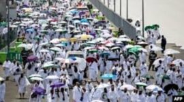 Jemaah haji Indonesia mulai tinggalkan Mina