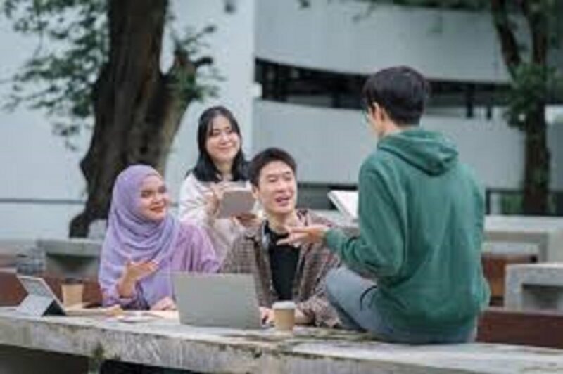 Ilustrasi ide bisnis Anak Muda