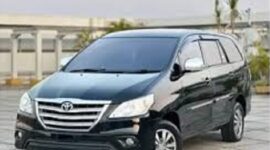 Foto ; Toyota Kijang Innova bensin