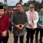 Aanggota DPR RI Edi Purwanto didampingi Bupati Tanjabtim saat meninjau lokasi jalan di tanjabtim