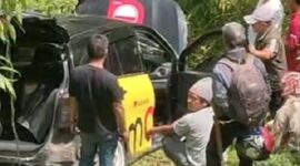 Potongan video mobil masuk jurang di lubuk nagodang. sumber; Biz samudra