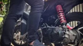 Ilustrasi memanaskan mesin motor
