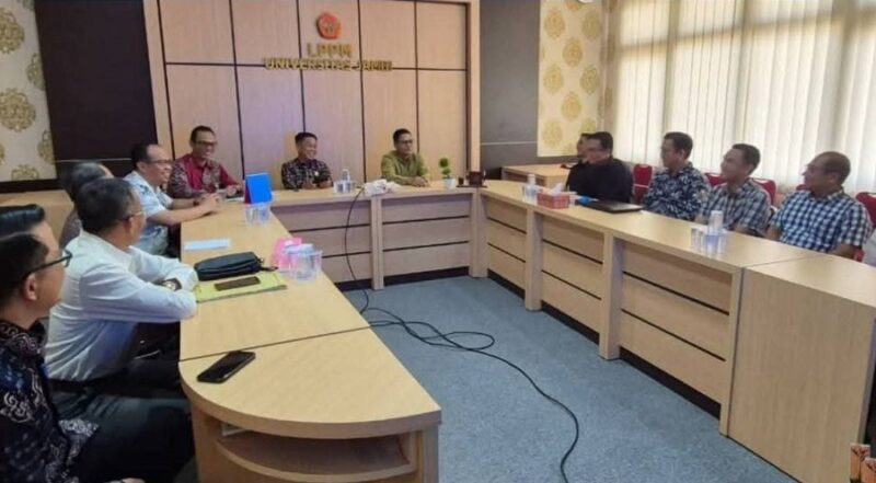 Suasana Pelaksanaan UKK Calon Dewas Perumda Tirta Khayangan