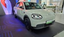 Penampilan mobil listrik Chery QQ