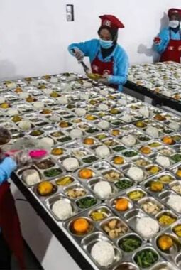 MBG Libur Sekolah Dihentikan, Pengusaha Protes Keras! BGN Klaim Hemat Rp3 Triliun