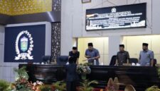 Wakil Wali Kota Azhar Hamzah Apresiasi Pandangan Fraksi DPRD pada Paripurna Raperda Pertanggungjawaban APBD 2025