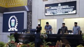 Wakil Wali Kota Azhar Hamzah Apresiasi Pandangan Fraksi DPRD pada Paripurna Raperda Pertanggungjawaban APBD 2025