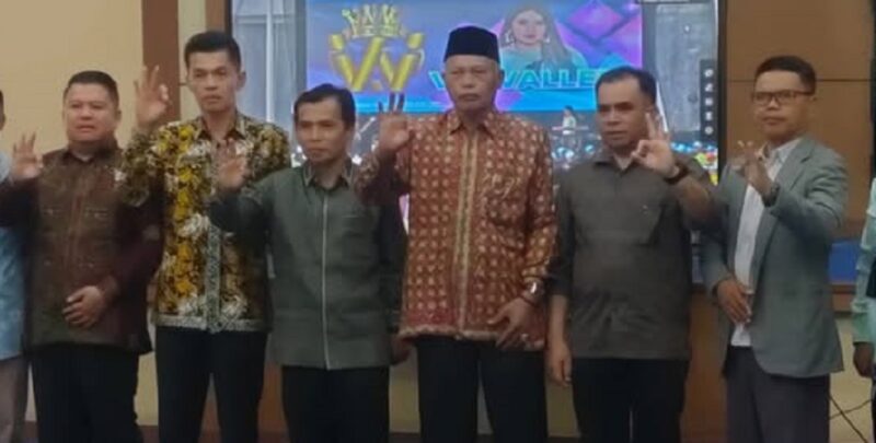 Wakil walikota Sungai Penuh, Azhar Hamzah usai mengikuti peluncuran gerakan asri