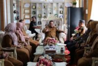 Wako Sungai Penuh, Alfin saat diskusi bersam Tim BKKBN Provinsi Jambi, Bahas Penguatan Program Bangga Kencana