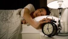 Ilustrasi manfaat bangun tidur sebelum Pukul 06.00 wib pagi
