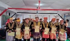 Monadi dan Tomi Emiral Terima Gelar Adat pada Pengukuhan Gelar Sko di Tigo Luhah Belui