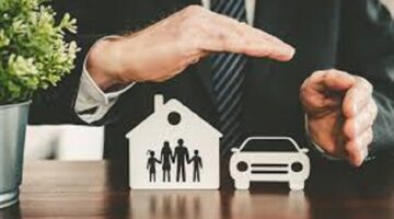 Combine home and auto insurance