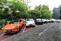 Ilustrasi cara hemat daya mobil listrik
