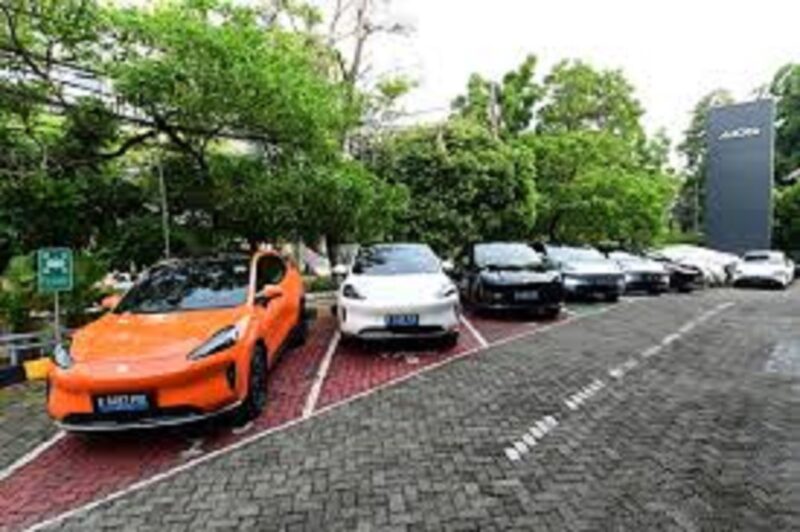 Ilustrasi cara hemat daya mobil listrik