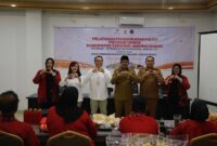 Foto bersama Bupati Tanjung Jabung Barat Anwar Sadat bersama SKK MIGAS dan Petrro cina