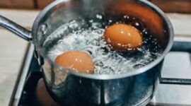 Cara merebus telur yang benar