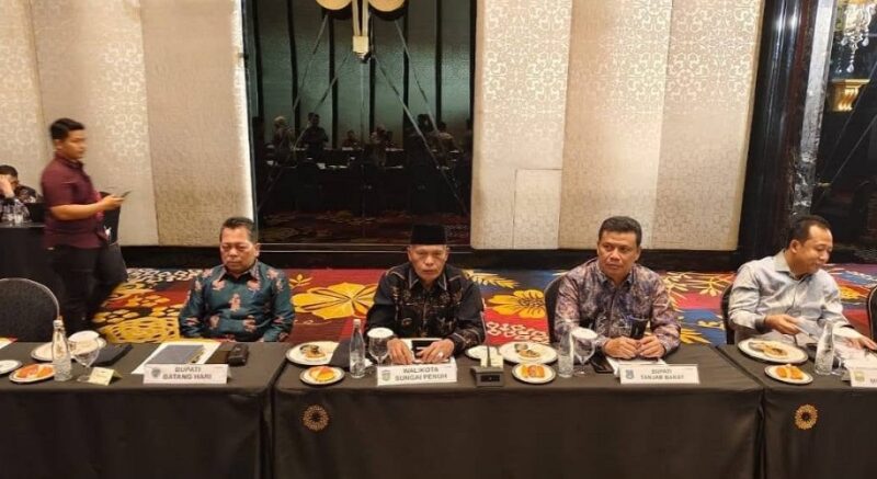 Wawako Sungai Penuh, Azhar Hadiri RUPS Luar Biasa Bank Jambi
