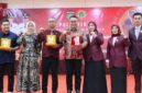 Foto bersama Walikota Sungai Penuh, Alfin bersama Pengurus Baru PPNI Kota Sungai Penuh