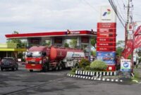 Ilustrasi Heboh Isu beli Pertalite wajib lunas pajak kendaraan