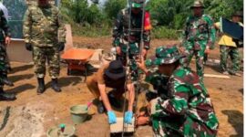 Bupati Bungo saat Letakkan Batu Pertama Tugu TMMD Kodim 0416/Bute ke-129