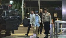 Bupati Lombok Barat Lalu Ahmad Zaini tiba di Gedung Merah Putih KPK, Jakarta, Senin (20/7/2026). ANTARA/Rio Feisal