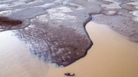 Tampak kondisi sungai batang hari yang kian menghering