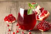 Jus delima salah satu minuman yang dipercaya bisa mengontrol tekanan darah