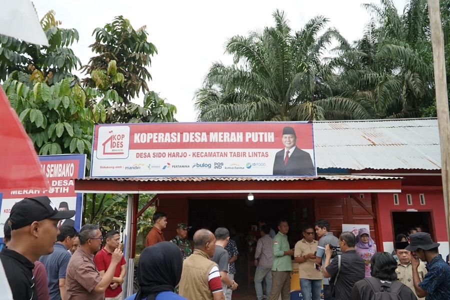 Penampakan salah satu gerai Koperasi Merah Putih di Jambi