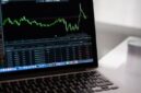 Ilustrasi investasi saham 