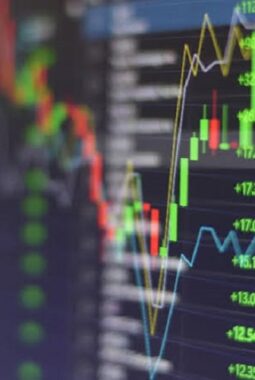 BEI Tetapkan 3 Green Equity, Ada Saham yang Naik 12% dalam Sehari