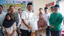 Bupati Sarolangun H Hurmin Laouncing program Bantuan Pangan