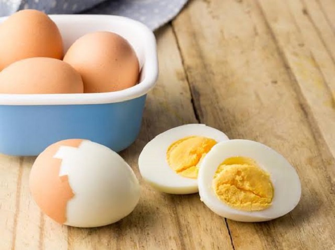 Konsumsi telur yang normal untuk program diet