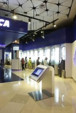 BCA Cetak Laba Rp35,25 Triliun hingga Juli 2026, Kredit Tembus Rp1.000 Triliun: Sinyal Menarik bagi Investor?