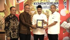 Bupati Sarolangun, H Hurmin Temui Mensos Gus Ipul