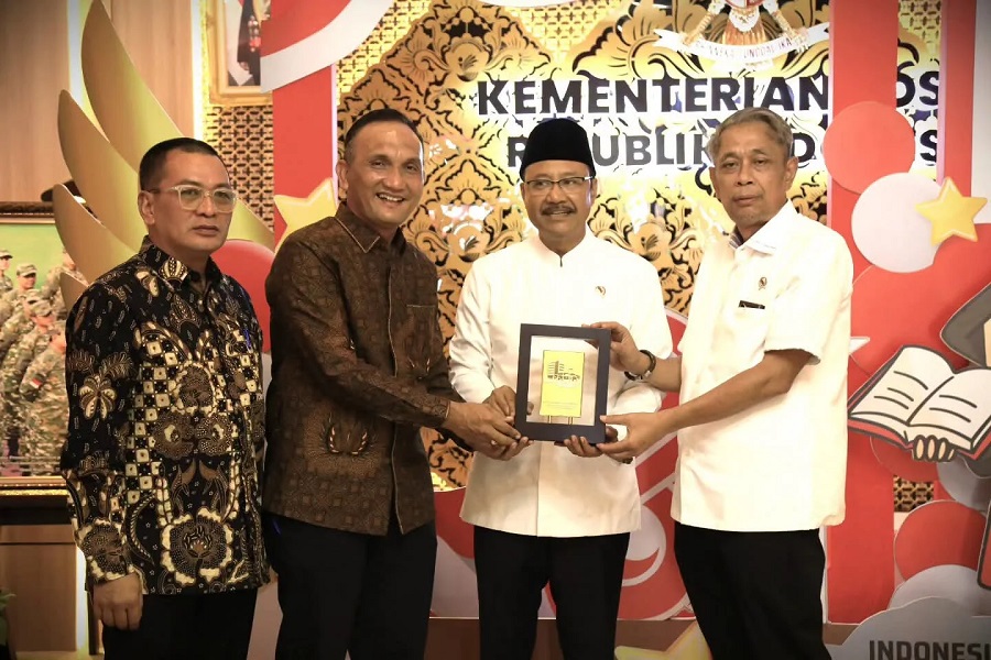 Bupati Sarolangun, H Hurmin Temui Mensos Gus Ipul