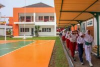 Tampak aktivvitas siswa sekolah rakyat