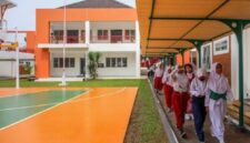 Tampak aktivvitas siswa sekolah rakyat