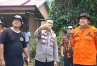 Bupati Merangin, M Syukur saat meninjau karhutla  